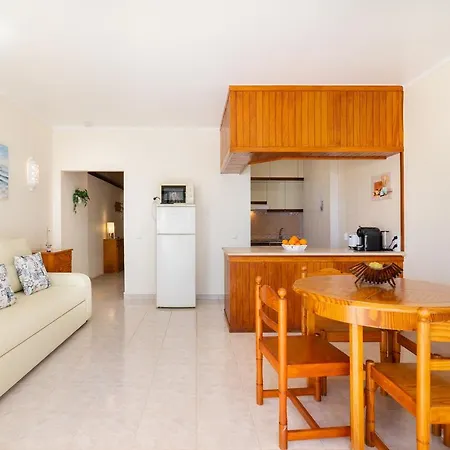 Апартаменты Rocha Seaside By Encantos Do Algarve - 406 *